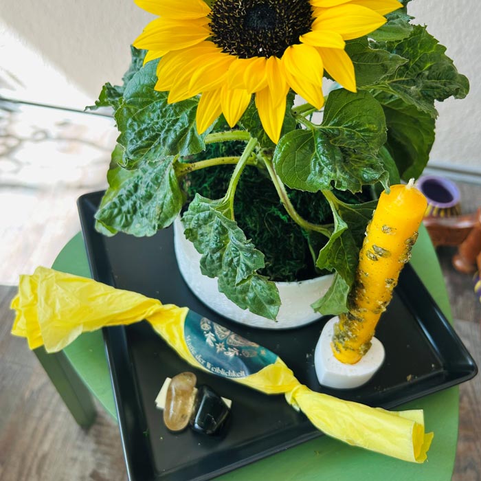 Ritualkerze für mehr Glück und Zufriedenheit